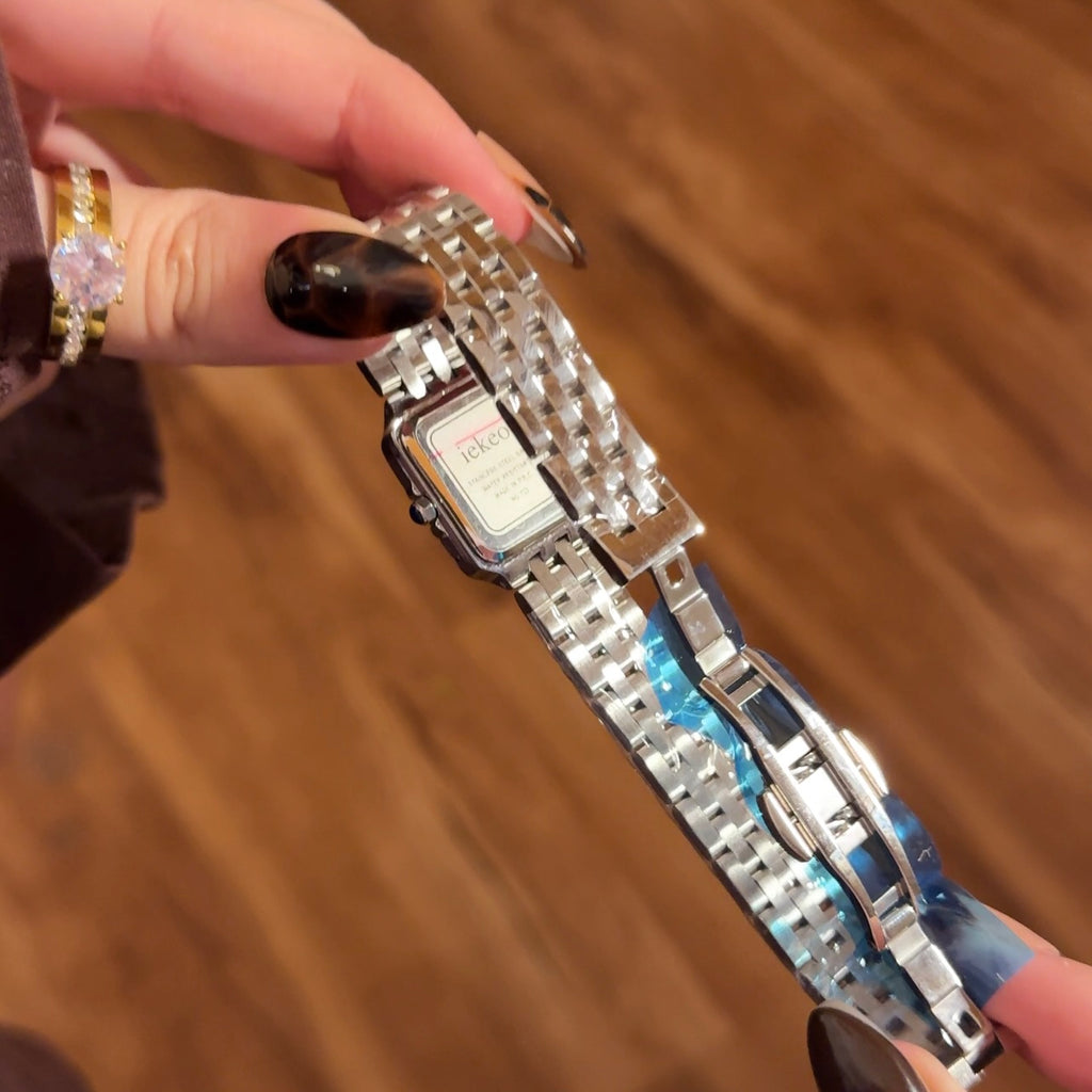 Silver Cherie