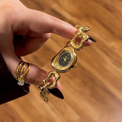 Élise Noire - AESTHETIC WATCHES