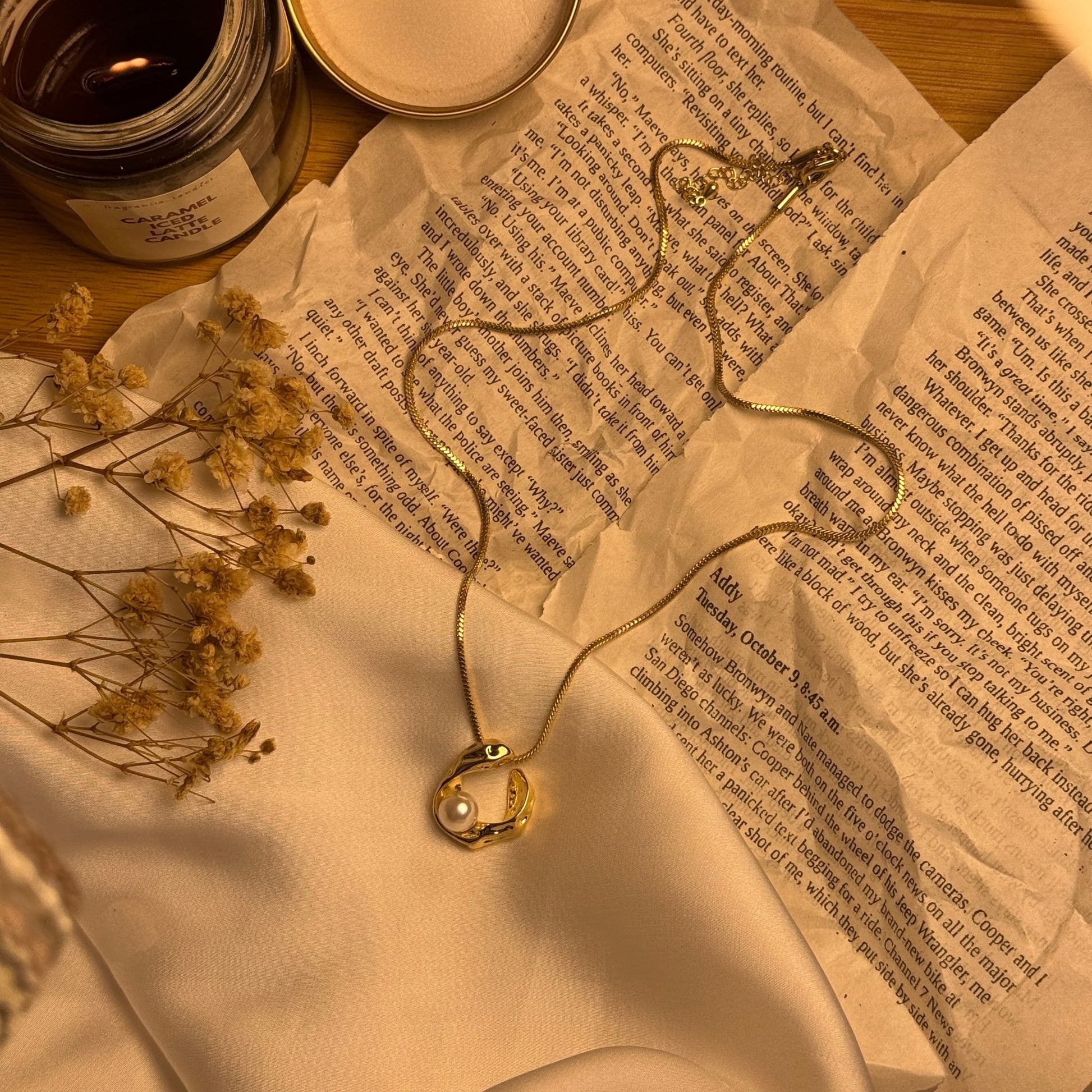 Golden Shine Necklace Stone Pendant for Every Occasion 💖 - AESTHETIC WATCHES