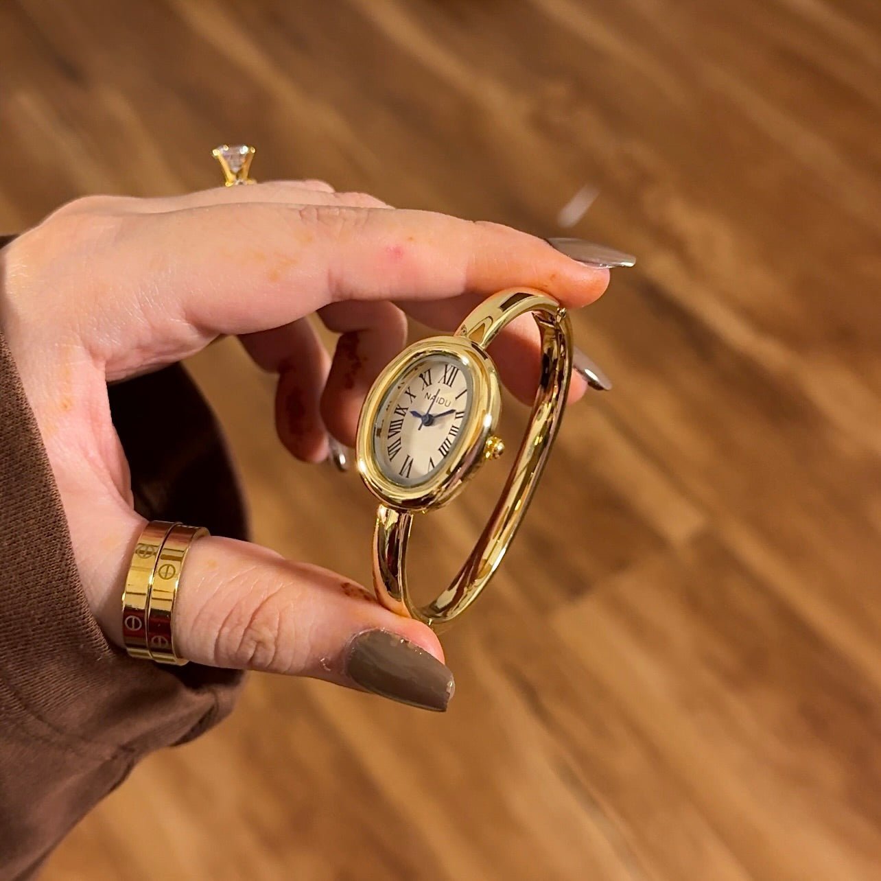 Golden White - AESTHETIC WATCHES