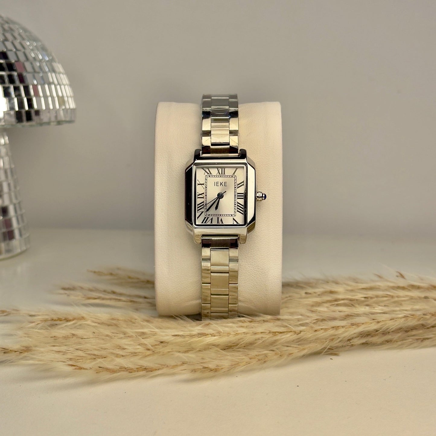 IEKE - AESTHETIC WATCHES