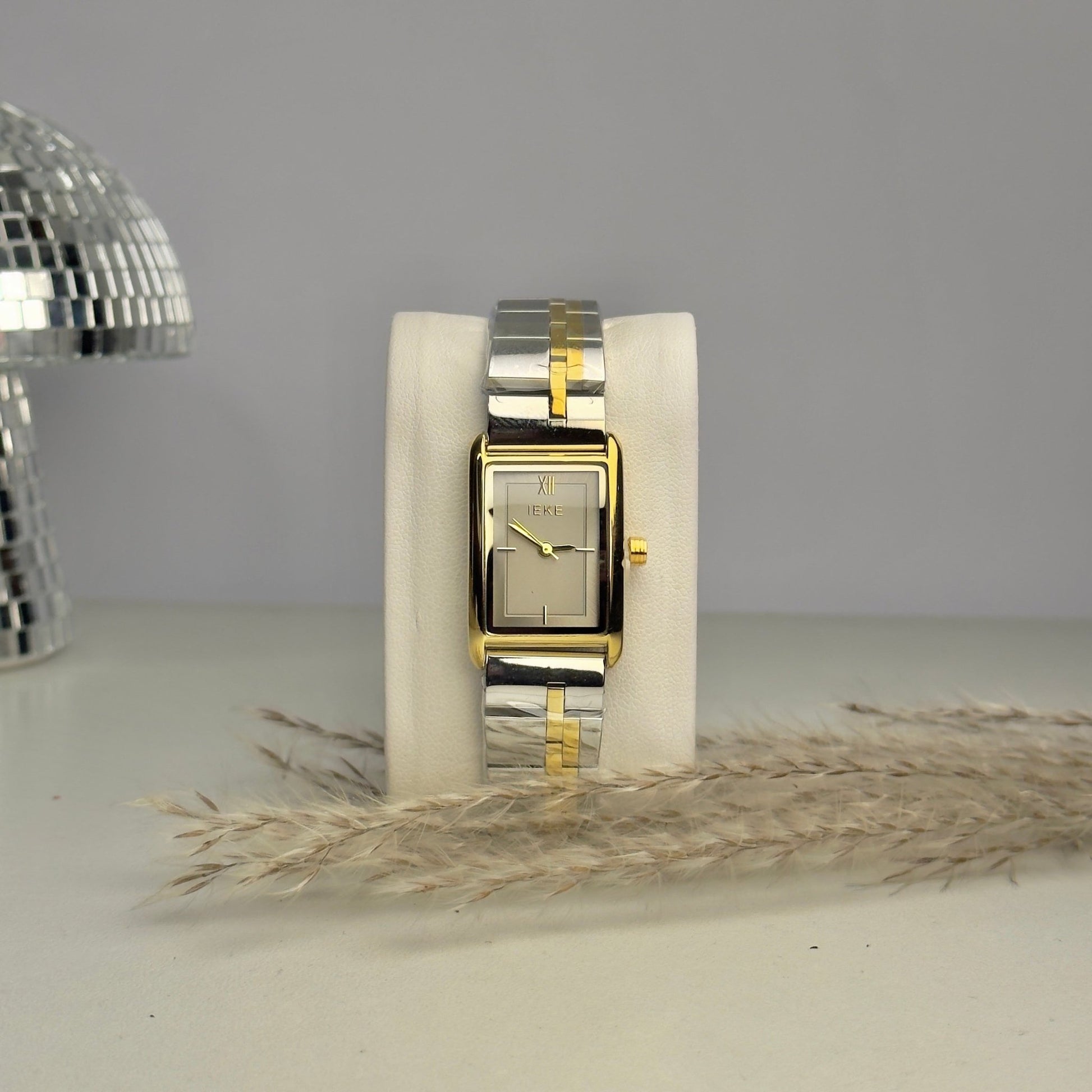 IEKE - AESTHETIC WATCHES