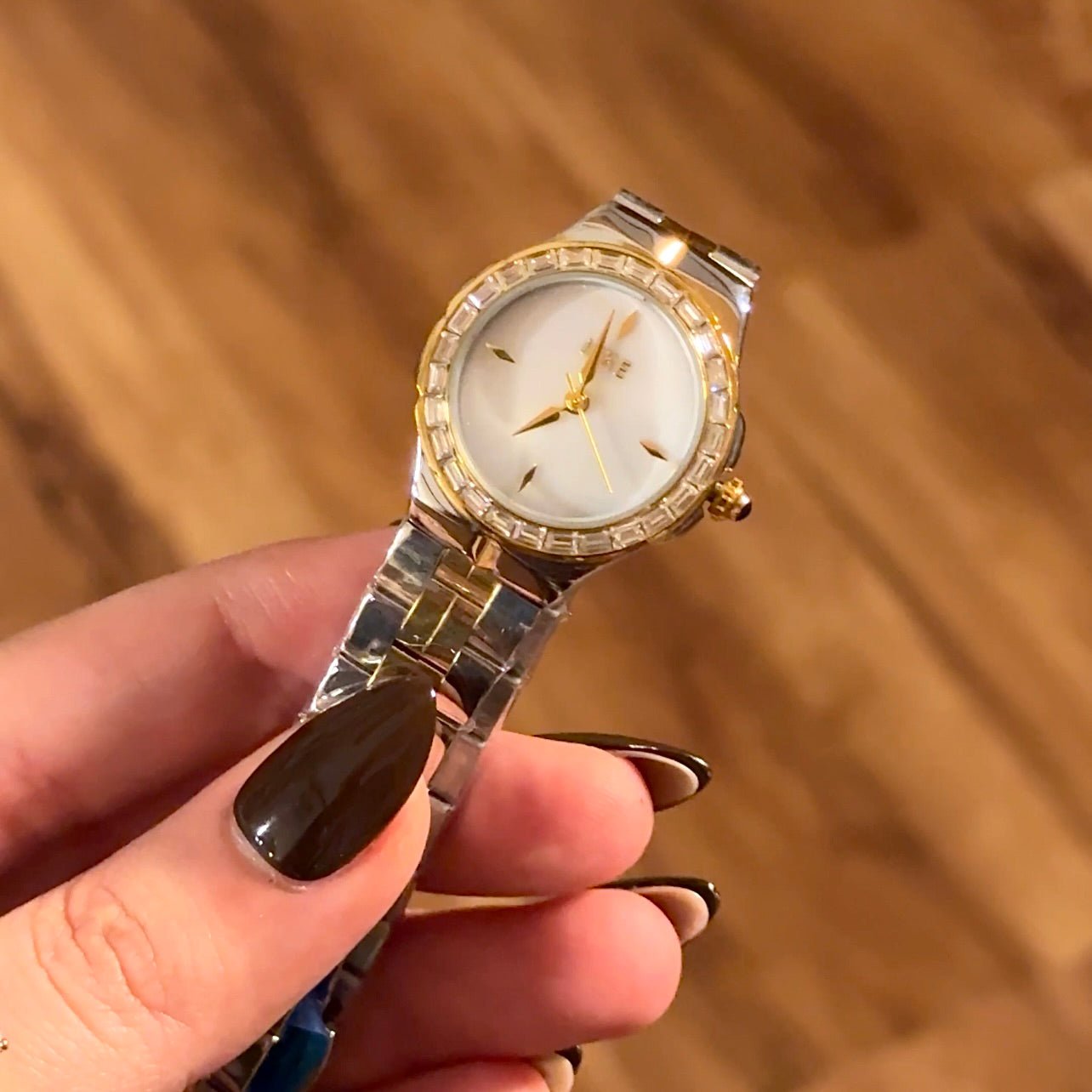 Mirivana - AESTHETIC WATCHES