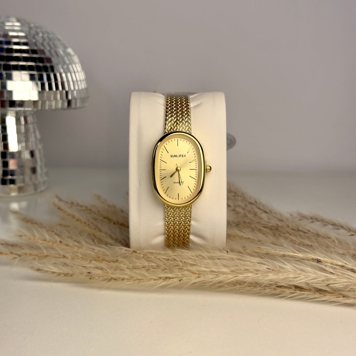Oval Golden Dial Watch for Her - AESTHETIC WATCHES