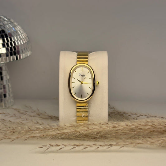 PREMIUM OVAL DIAL - AESTHETIC WATCHES