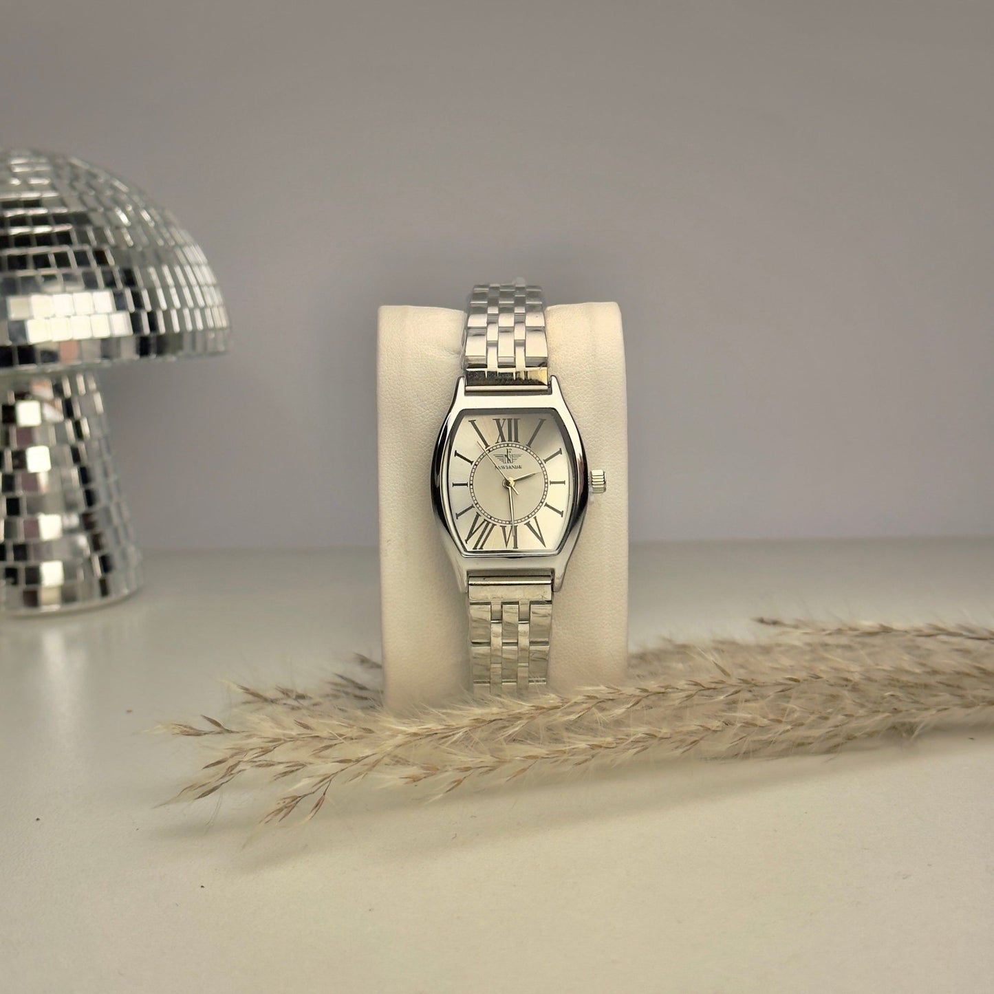 Premium Silver Watch For Her - AESTHETIC WATCHES