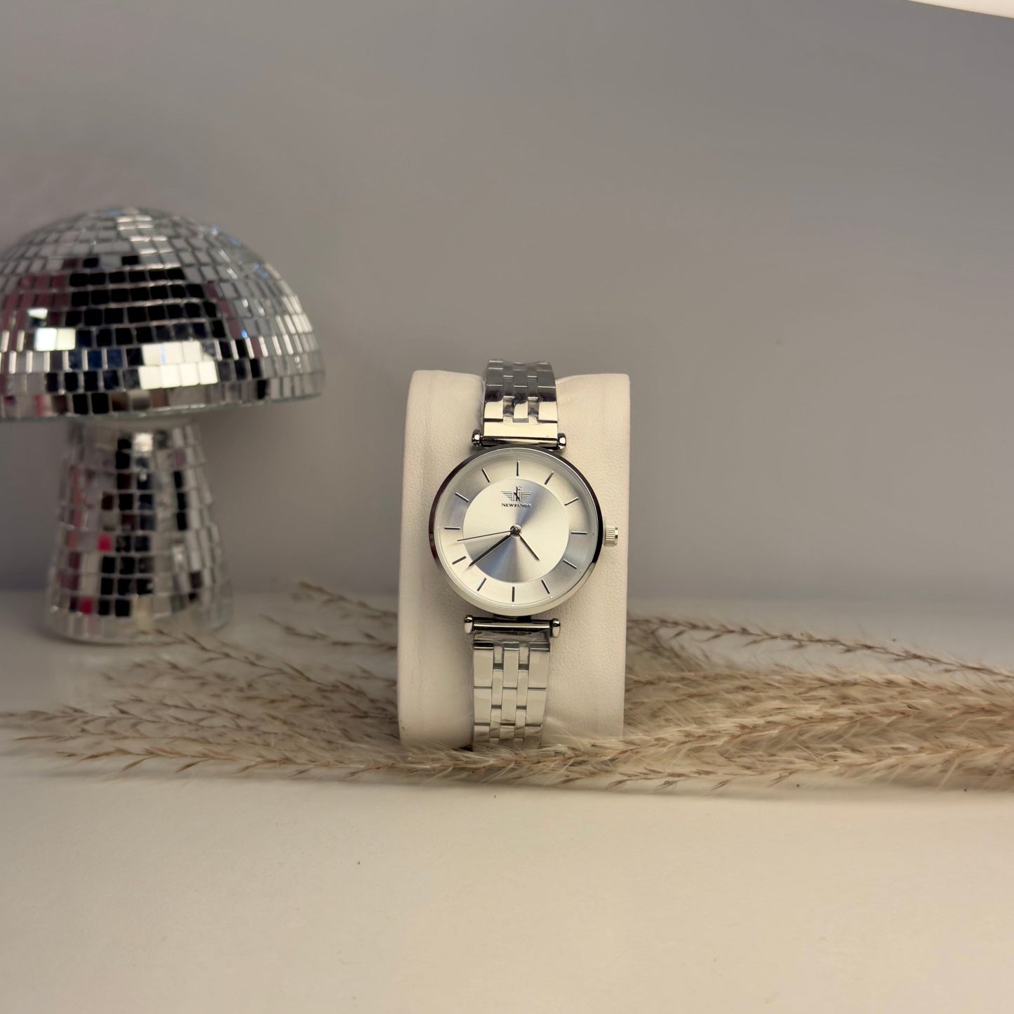 Premium Silver Watch For Her - AESTHETIC WATCHES