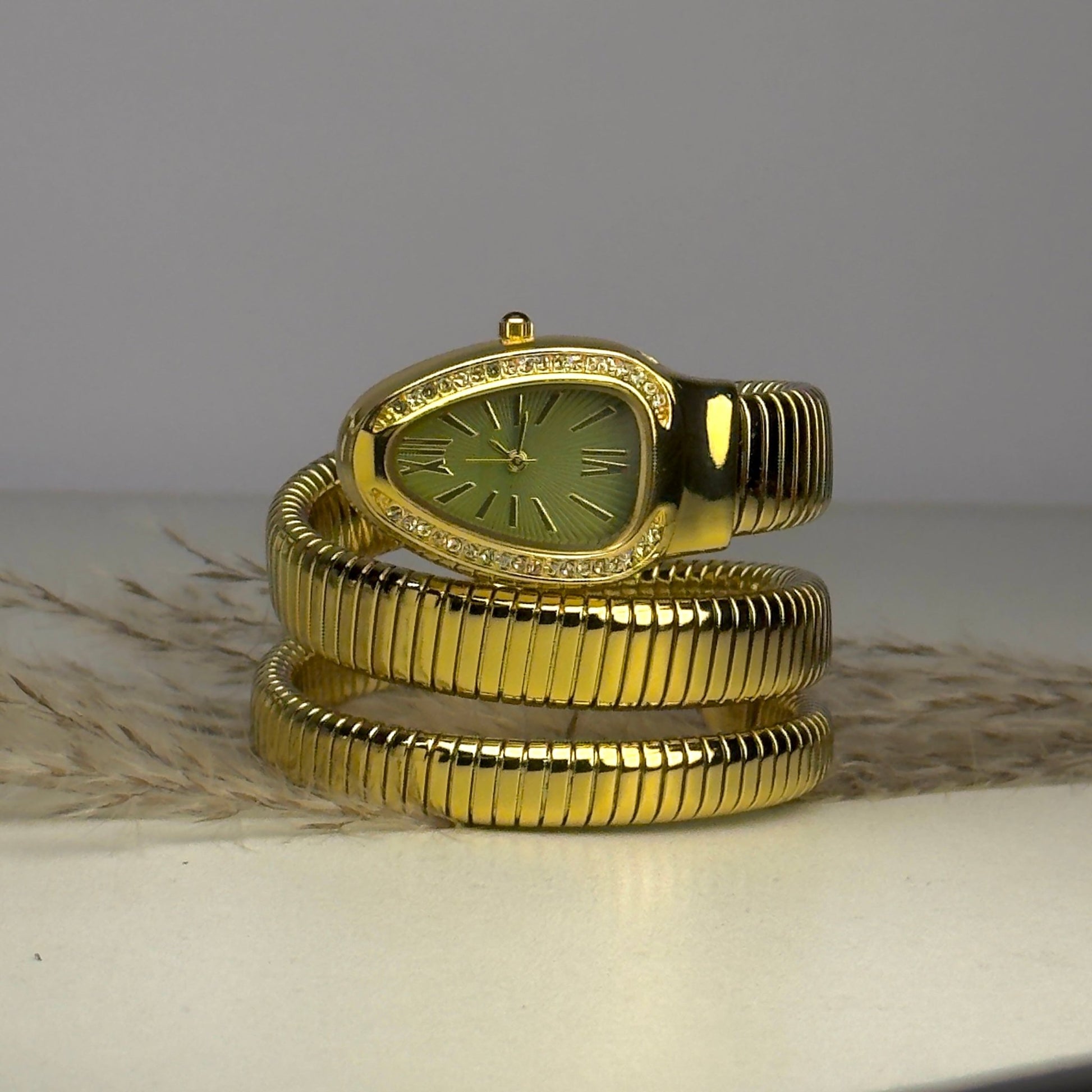 Serpenti Olive Green - AESTHETIC WATCHES
