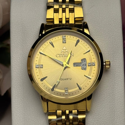 Signature Series. Gold Chain Watch with Date Window. - AESTHETIC WATCHES
