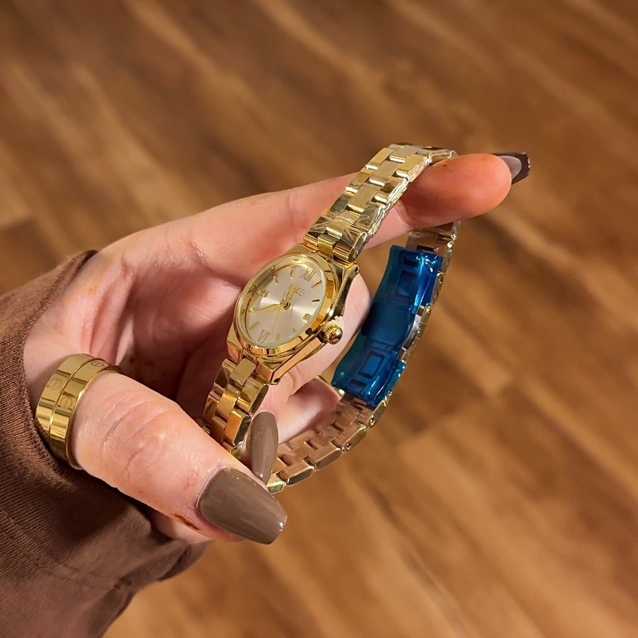 Vélisca - AESTHETIC WATCHES