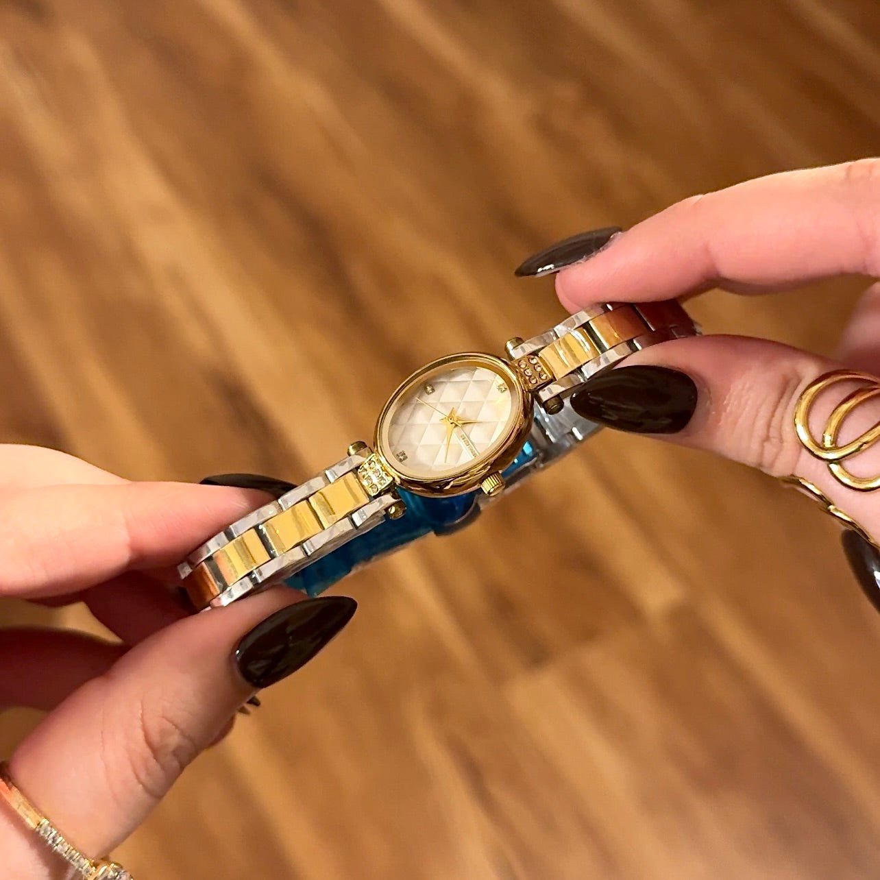 Veloré - AESTHETIC WATCHES